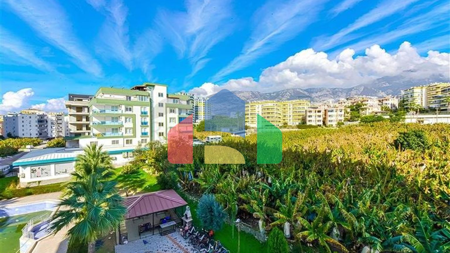 Просторная квартира 1+1 в 400 м от моря в районе Махмутлар