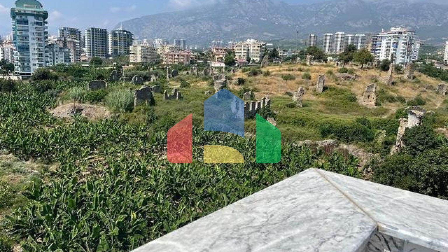 Пентхаус 3+1 в популярном районе Махмутлар