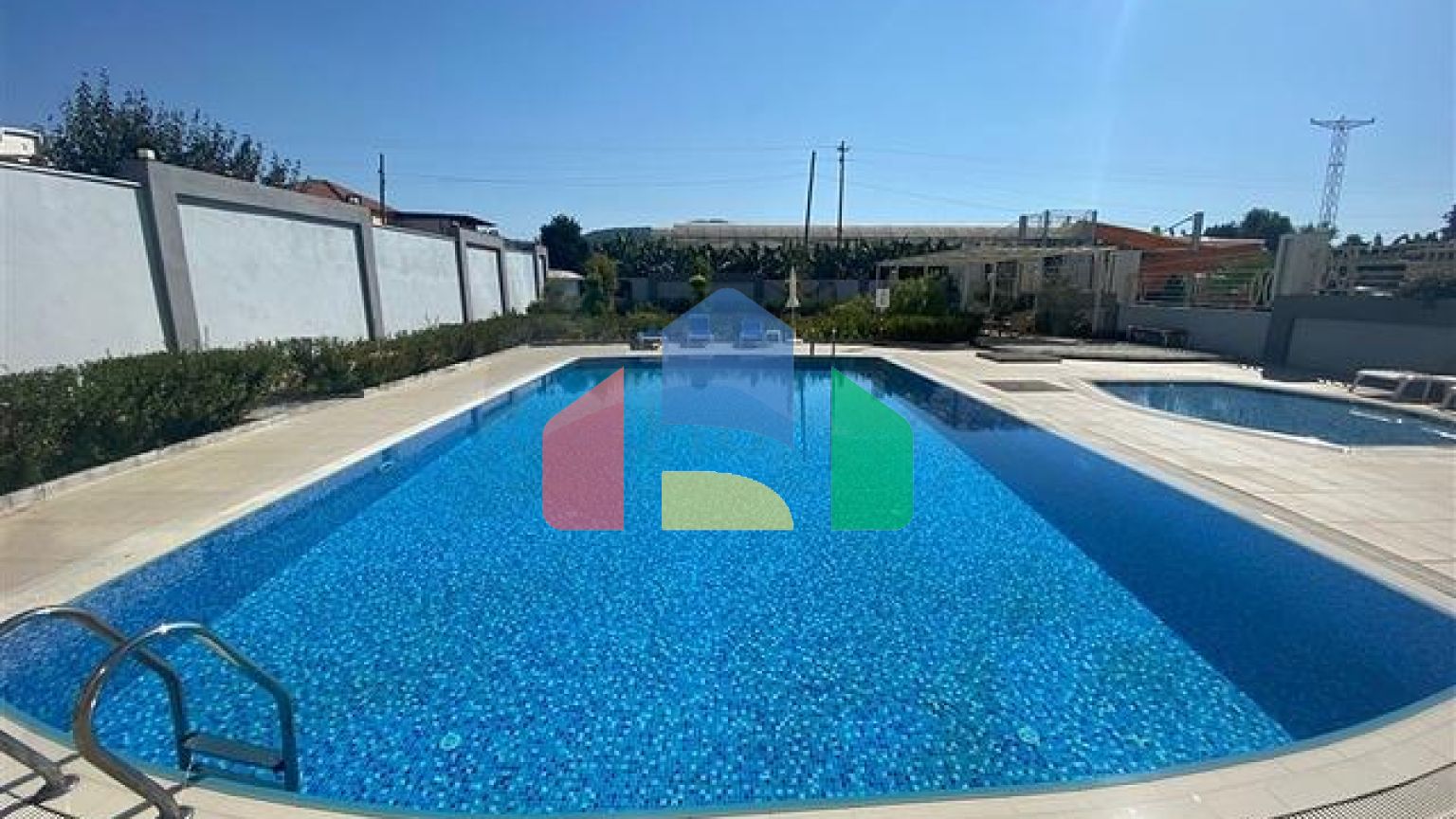 Пентхаус 3+1 в районе Махмутлар