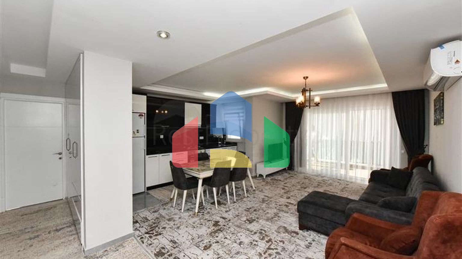 Пентхаус 3+1 в районе Махмутлар