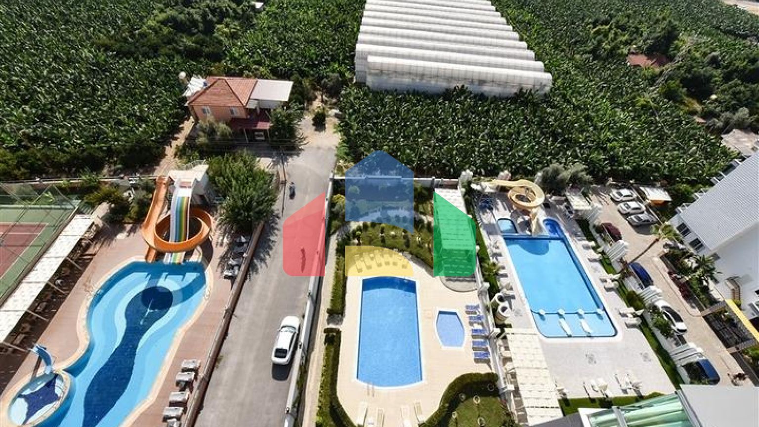 Пентхаус 3+1 в районе Махмутлар