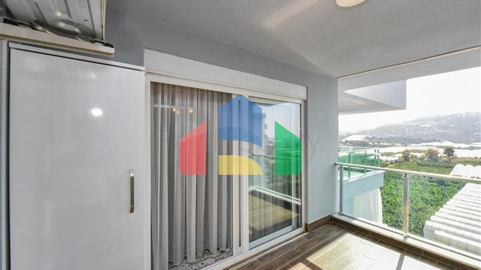 Пентхаус 3+1 в районе Махмутлар