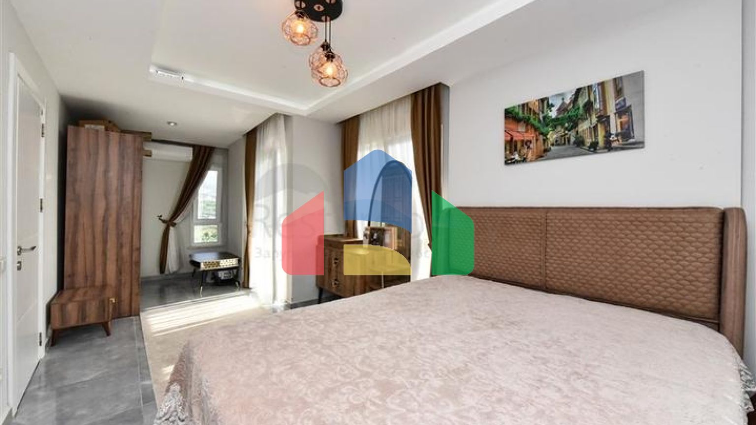 Пентхаус 3+1 в районе Махмутлар