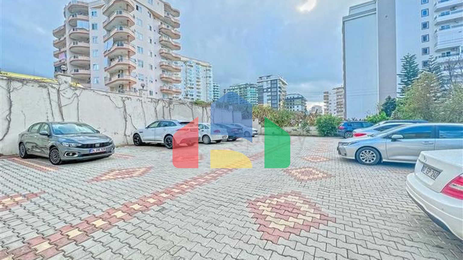 Пентхаус планировкой 2+1 в районе Махмутлар