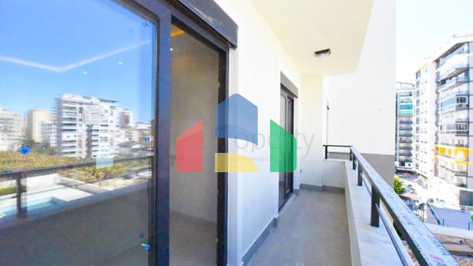 Квартира 1+1 в районе Махмутлар