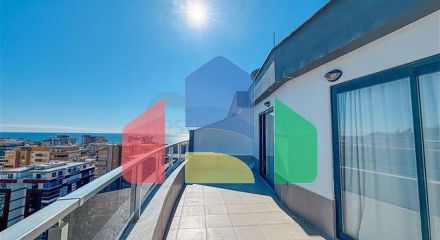 Пентхаус с видом на море в престижном жилом комплексе