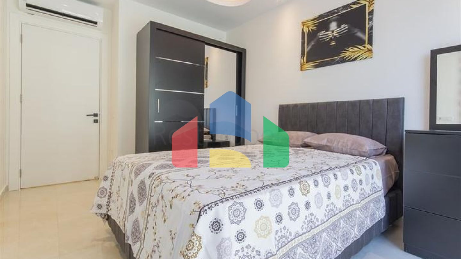 Сучасна квартира в кроці від моря-комфорт і стиль в Махмутларі