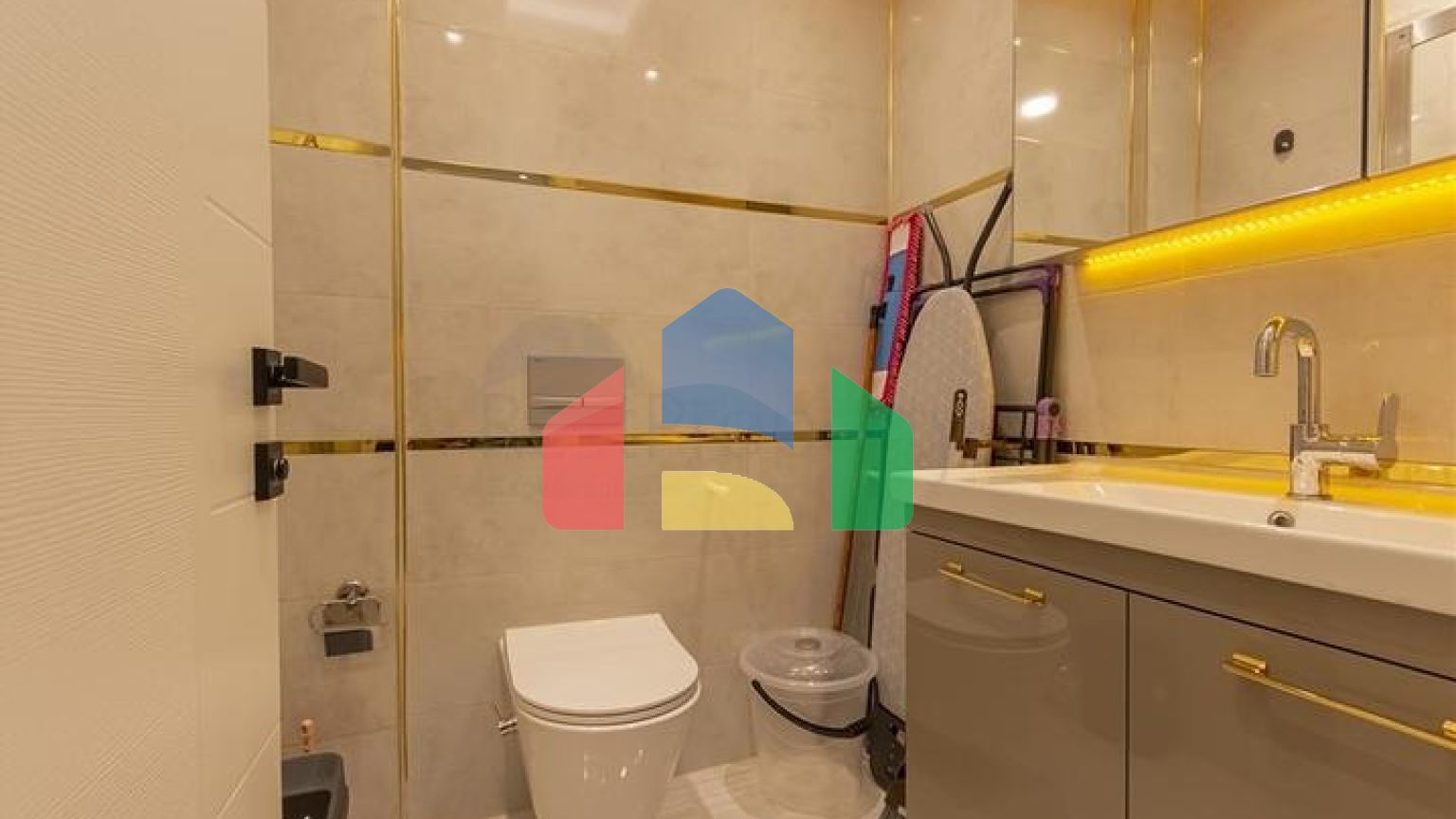 Сучасна квартира в кроці від моря-комфорт і стиль в Махмутларі