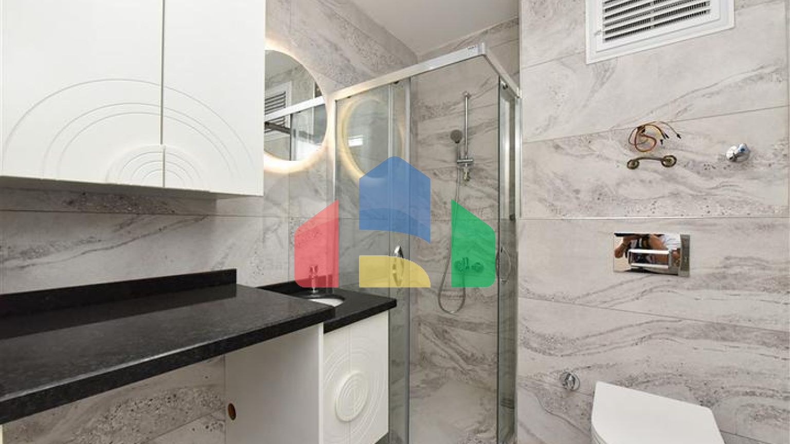 Квартира 2+1 в районі Махмутлар в 400 м від моря 