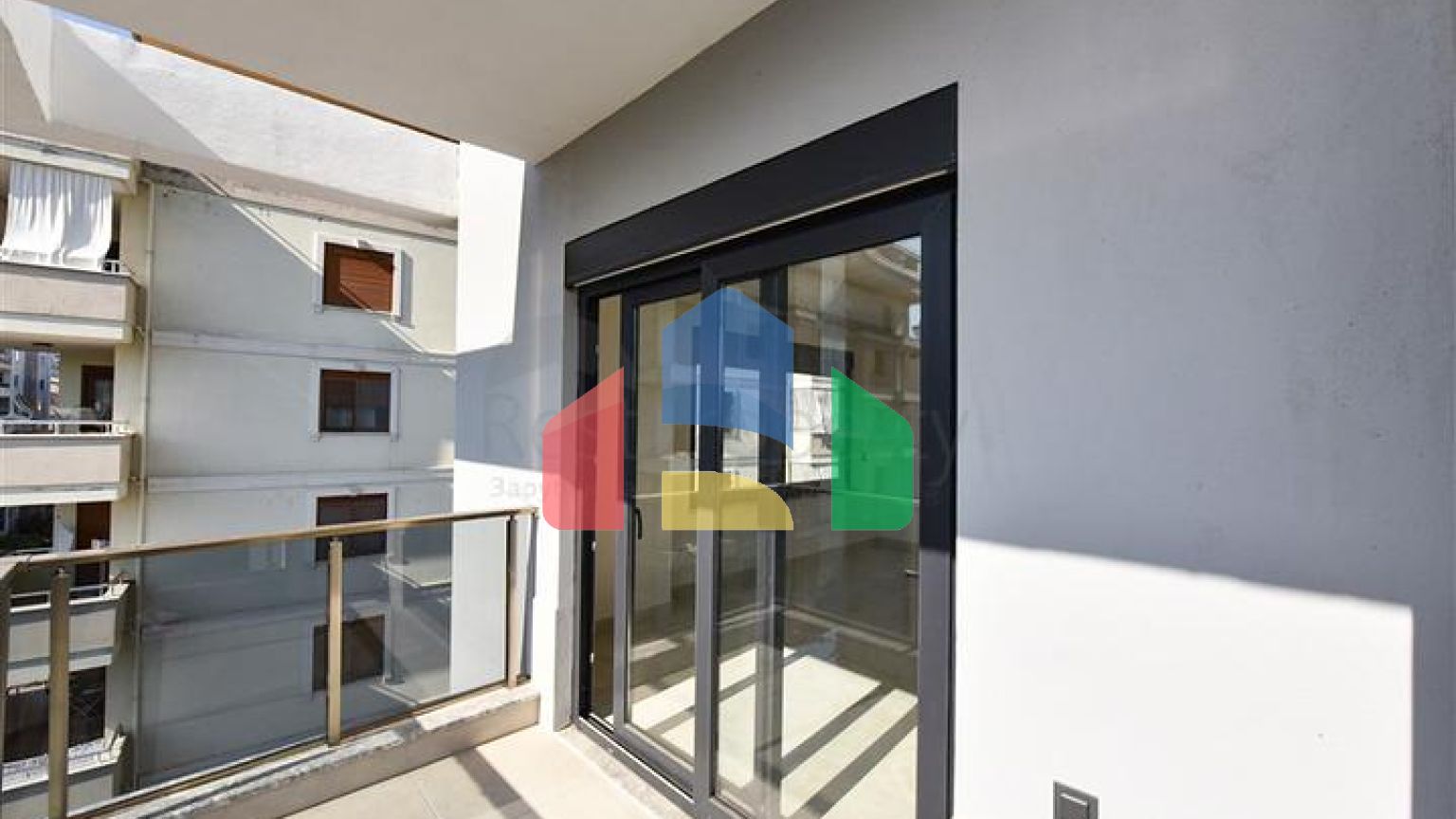 Квартира 2+1 в районі Махмутлар в 400 м від моря 