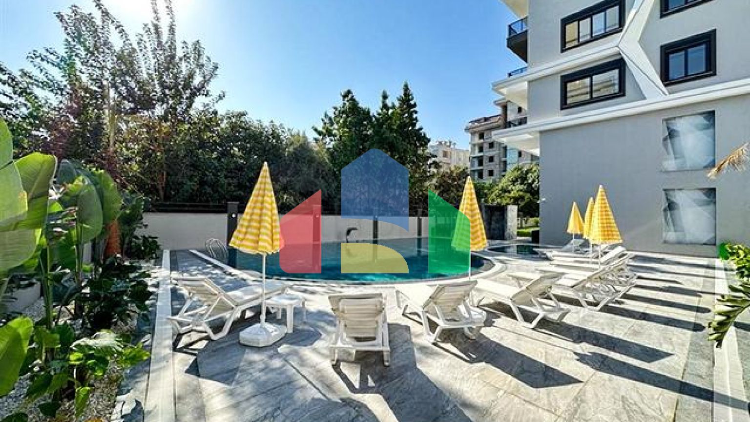 Квартира 2+1 в районі Махмутлар в 400 м від моря 