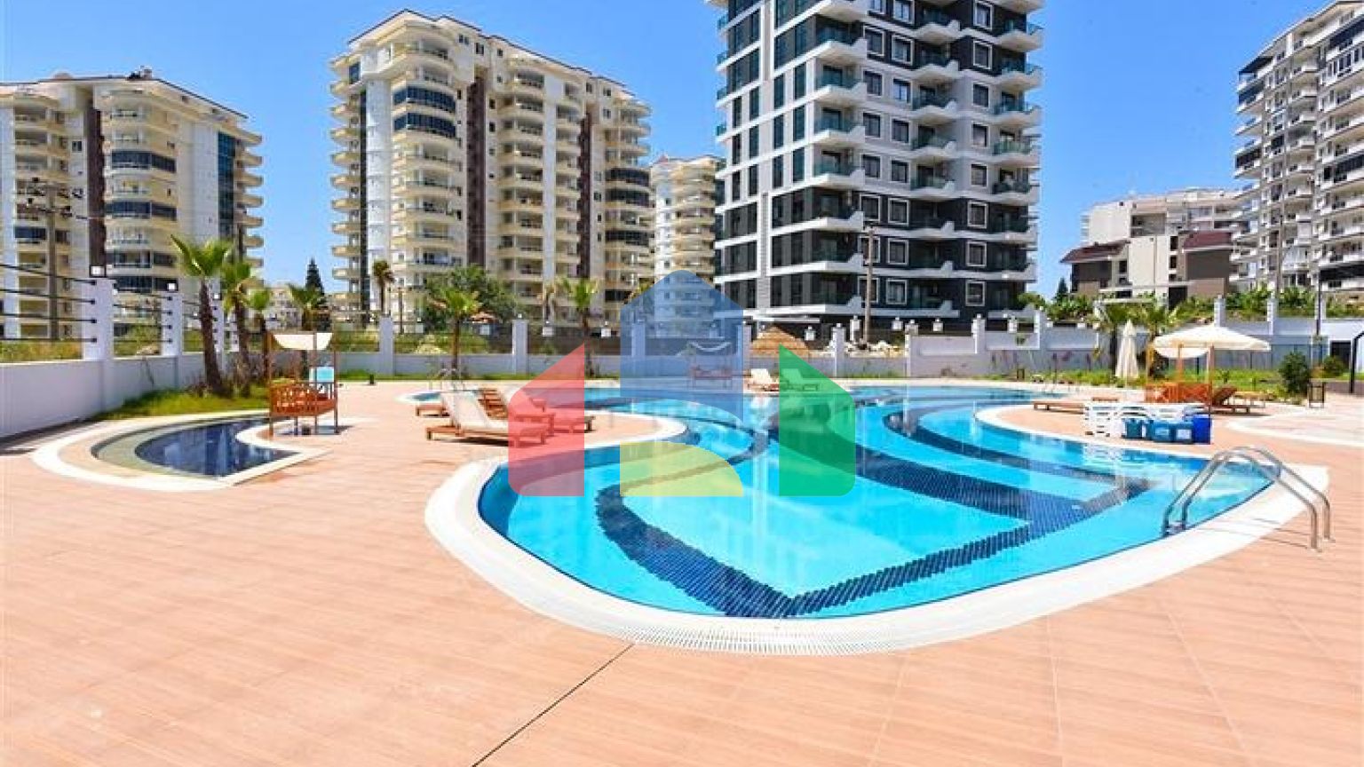 Квартира 1+1 с потрясающими видовыми характеристиками