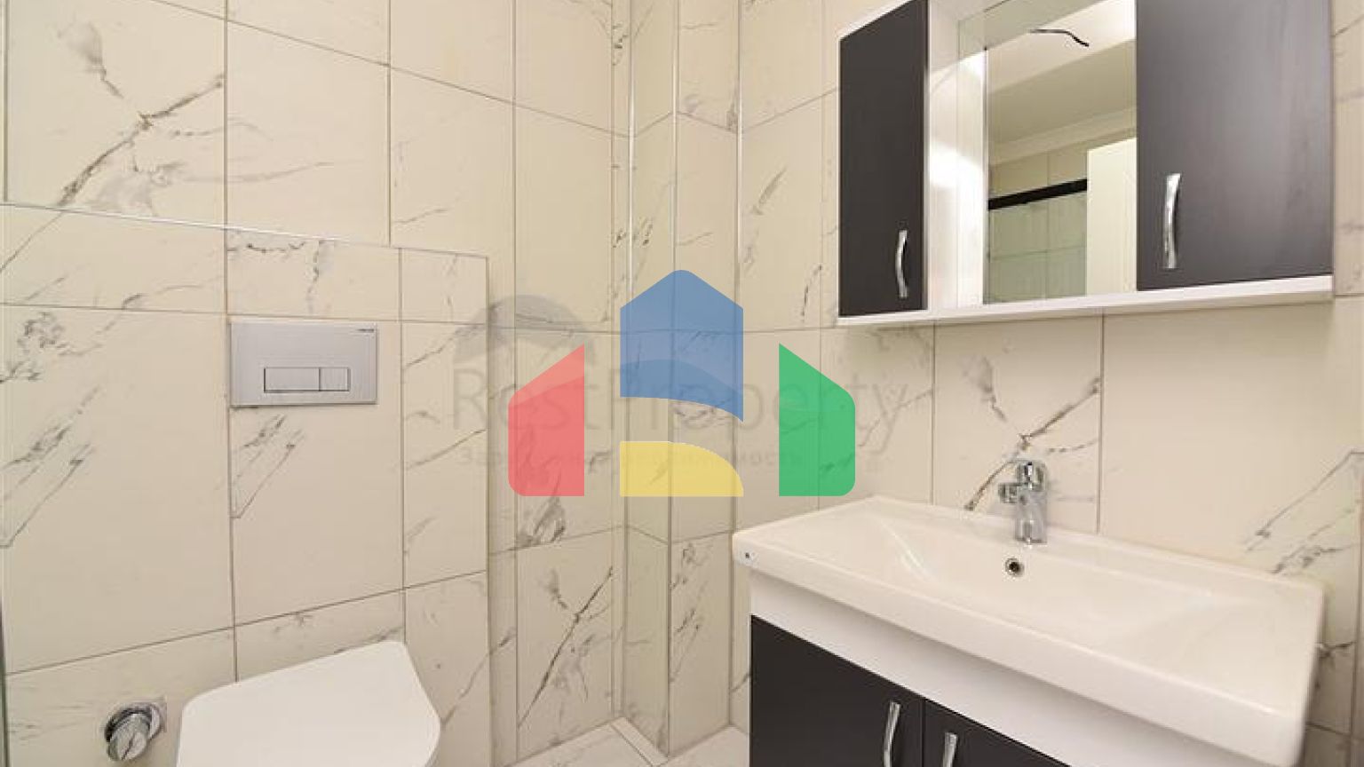 Пентхаус 3+1 в районе Махмутлар