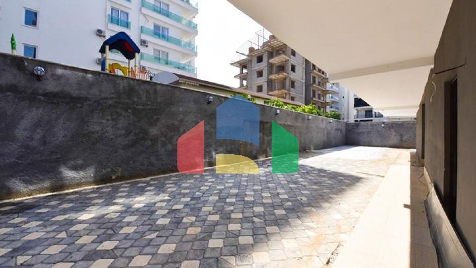 Пентхаус 3+1 в районе Махмутлар