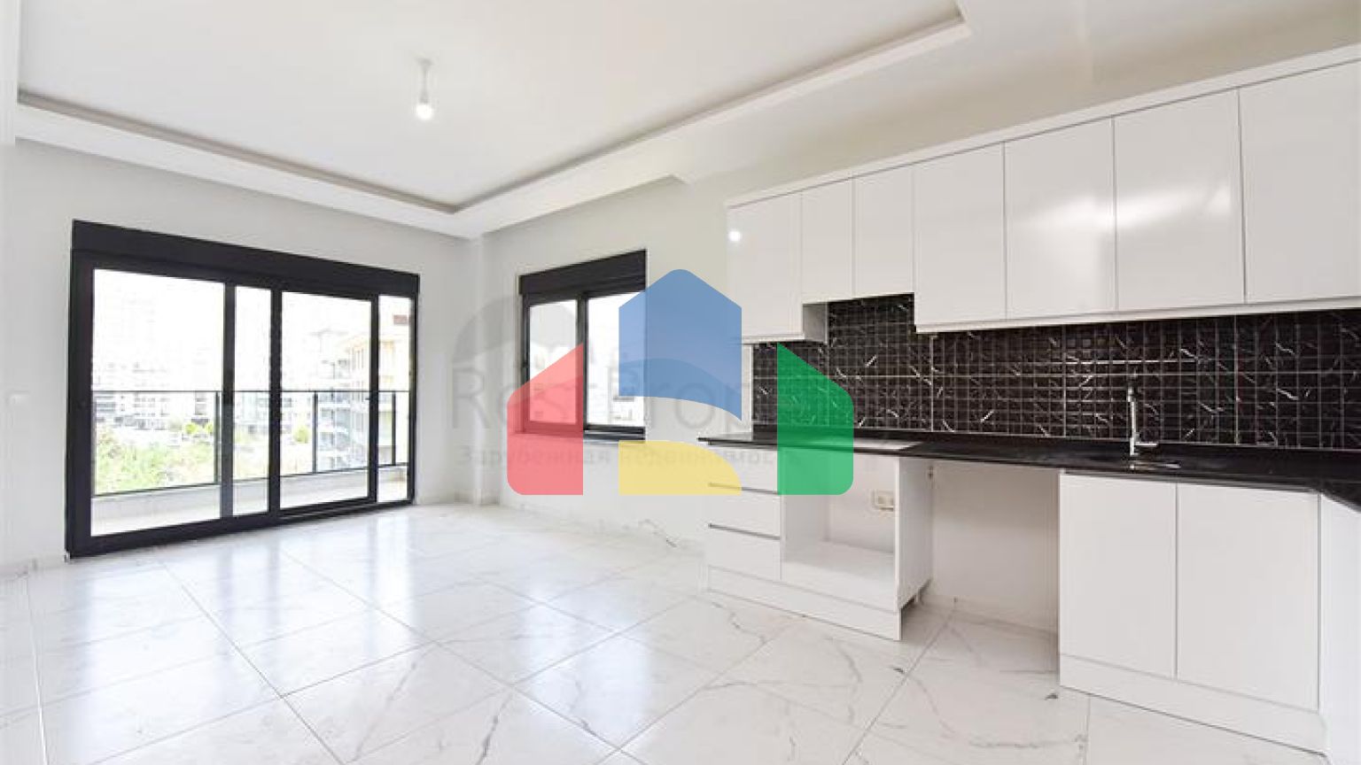 Пентхаус 3+1 в районе Махмутлар