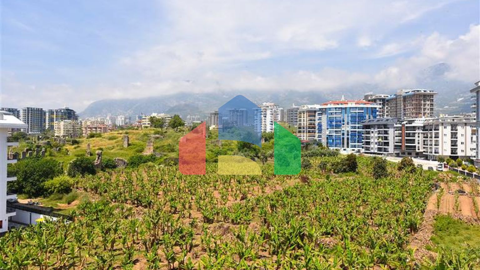 Пентхаус 3+1 в районе Махмутлар