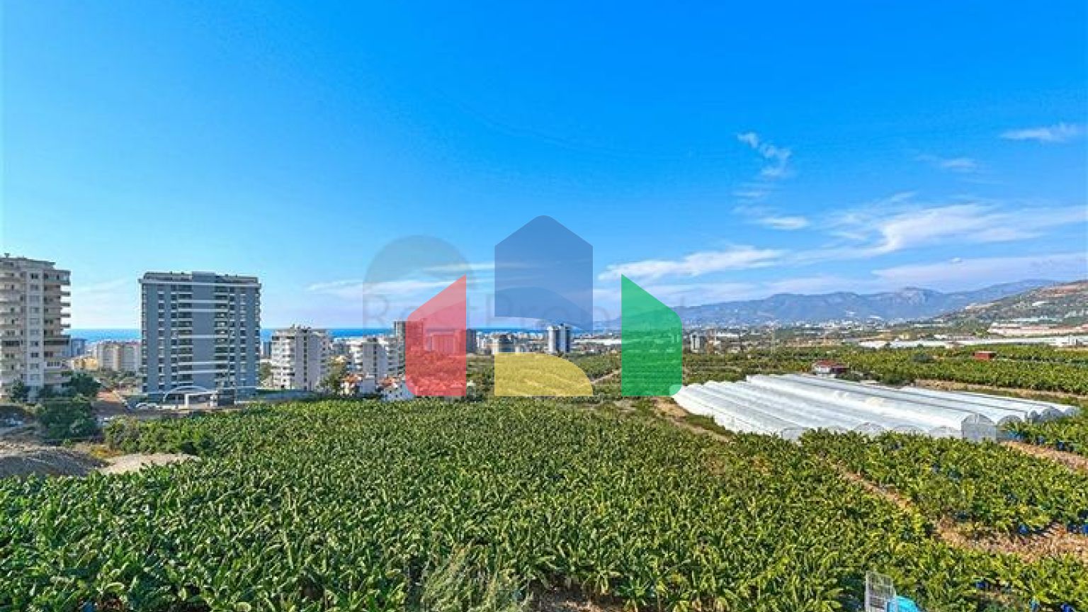 Пентхаус планировки 2+1 в Махмутларе