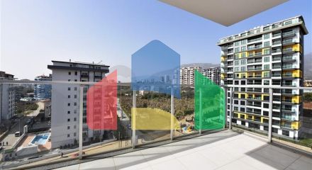 Меблированная трехкомнатная квартира