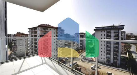 Меблированная трехкомнатная квартира