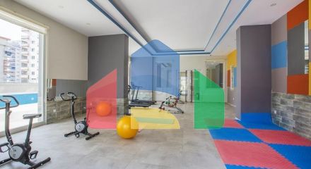 Меблированная трехкомнатная квартира