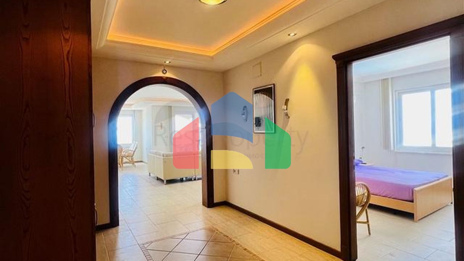 Квартира планировкой 3+1 с безупречным видом на Средиземное море