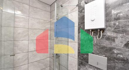 Меблированная квартира 1+1 с видом на море и на горы в районе Махмутлар