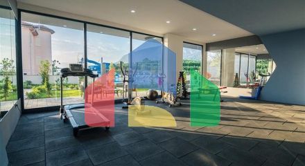 Меблированная квартира 1+1 с видом на море и на горы в районе Махмутлар