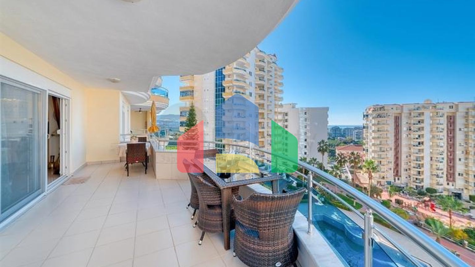 Квартира 3+1 в районе Махмутлар