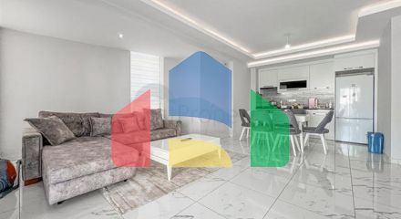 Просторная квартира 1+1 в районе Махмутлар