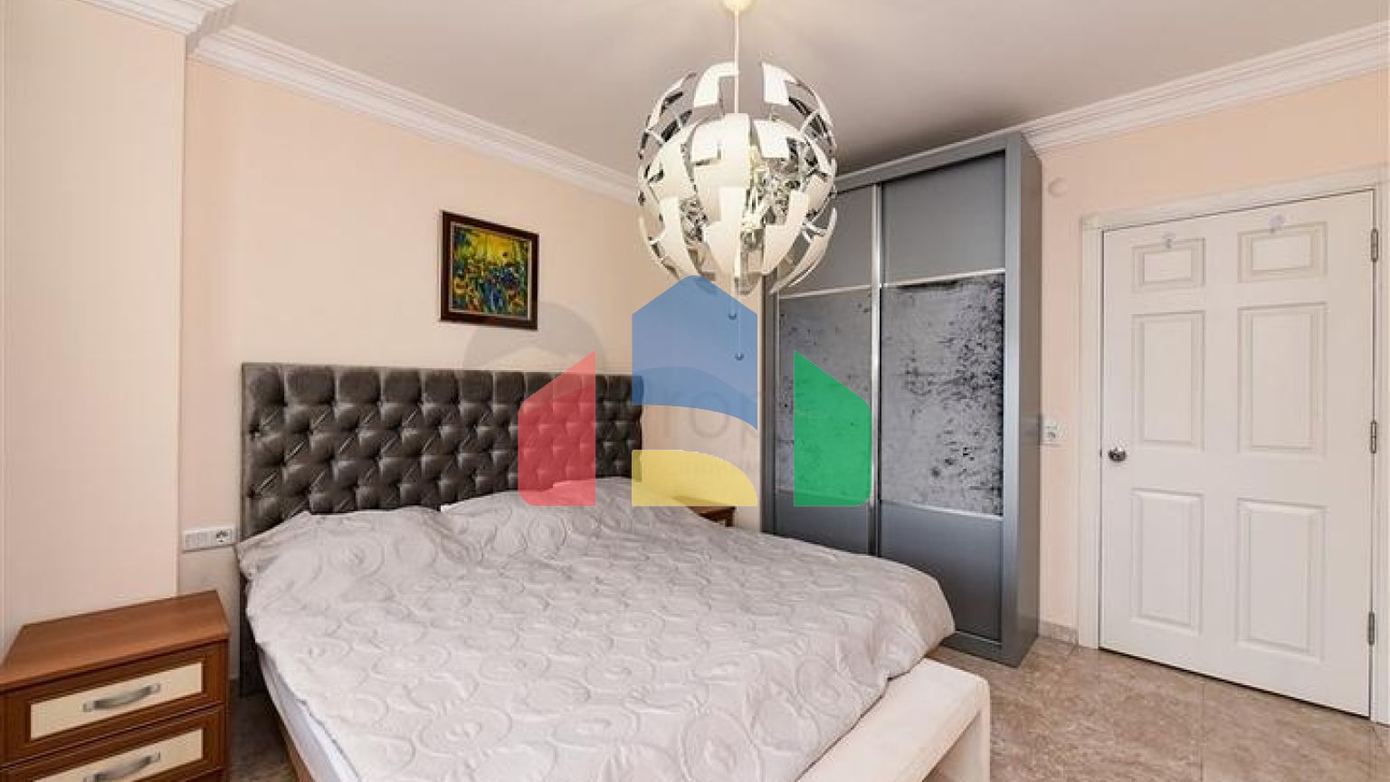 Просторная квартира 2+1 в 200 метрах от Средиземного моря