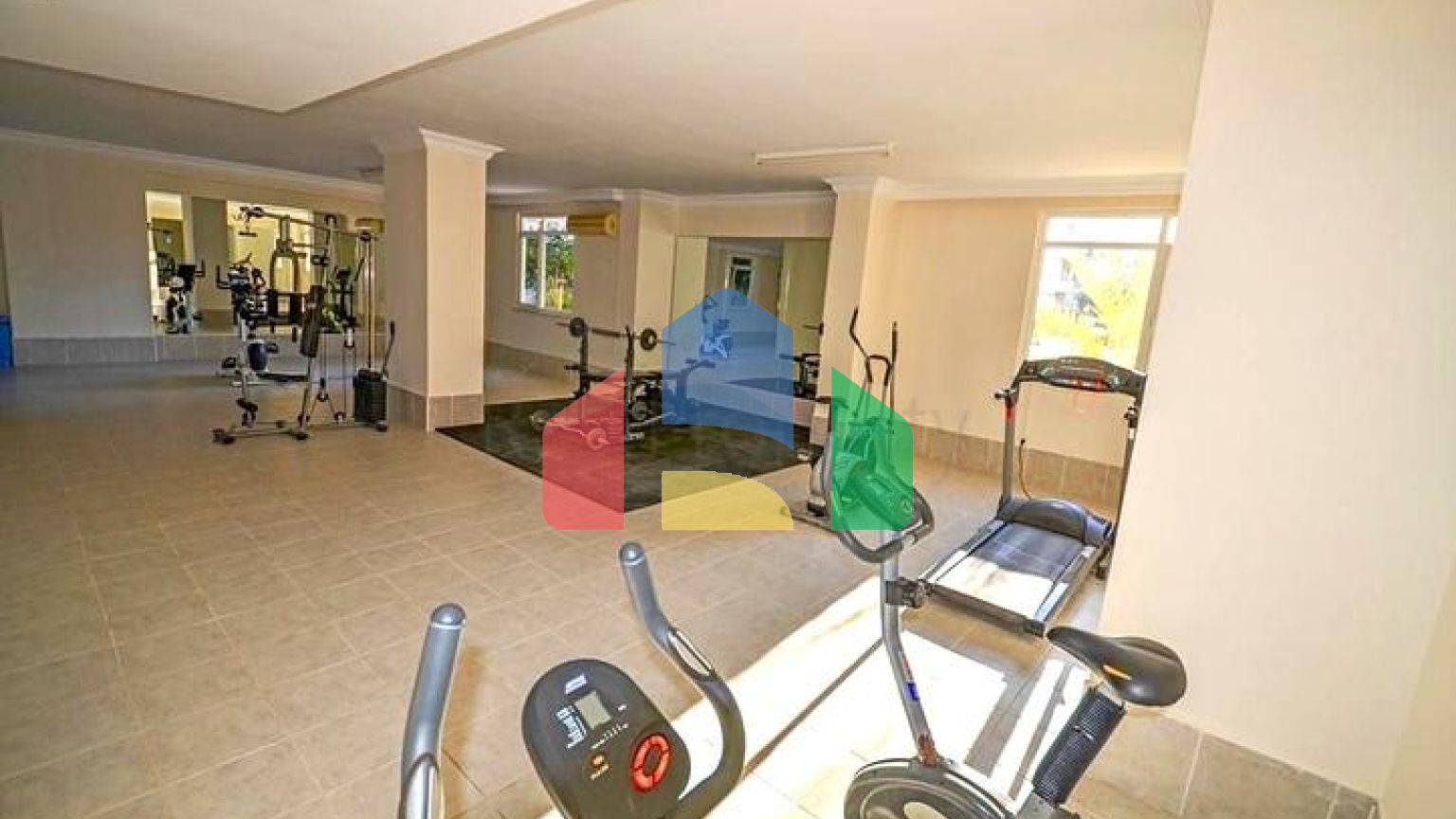 Просторная квартира 2+1 в 200 метрах от Средиземного моря