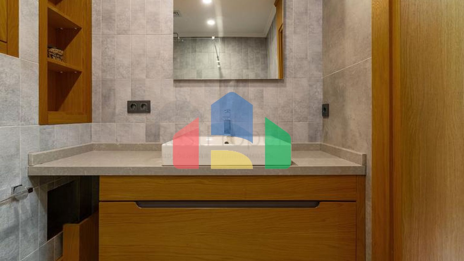 Вілла 4 + 1 в районі Махмутлар