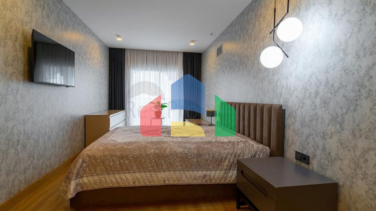 Вілла 4 + 1 в районі Махмутлар