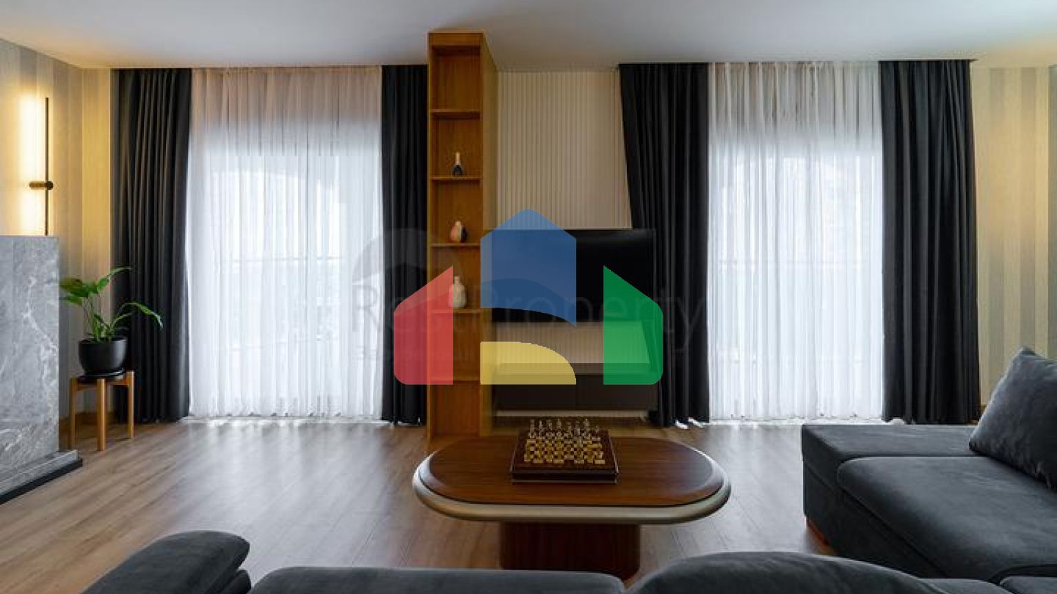 Вілла 4 + 1 в районі Махмутлар