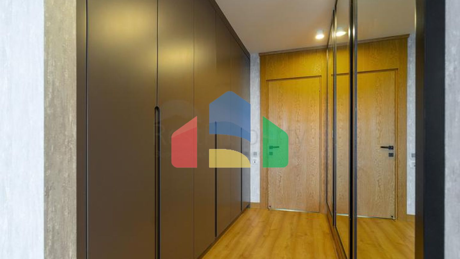 Вілла 4 + 1 в районі Махмутлар