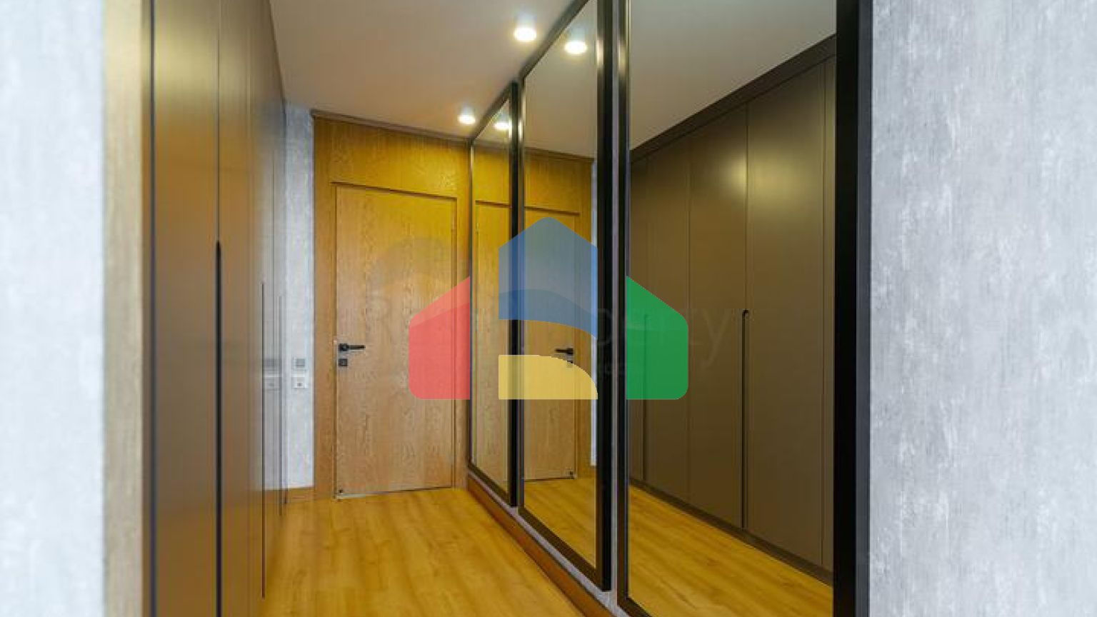 Вілла 4 + 1 в районі Махмутлар