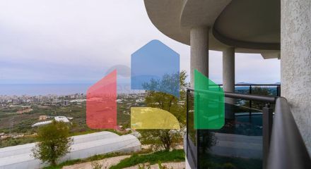 Вілла 4 + 1 в районі Махмутлар