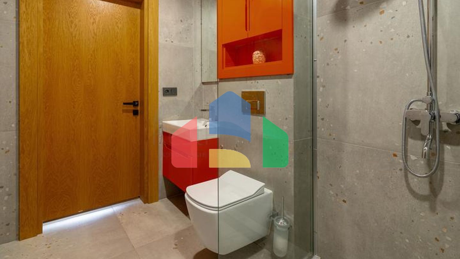 Вілла 4 + 1 в районі Махмутлар