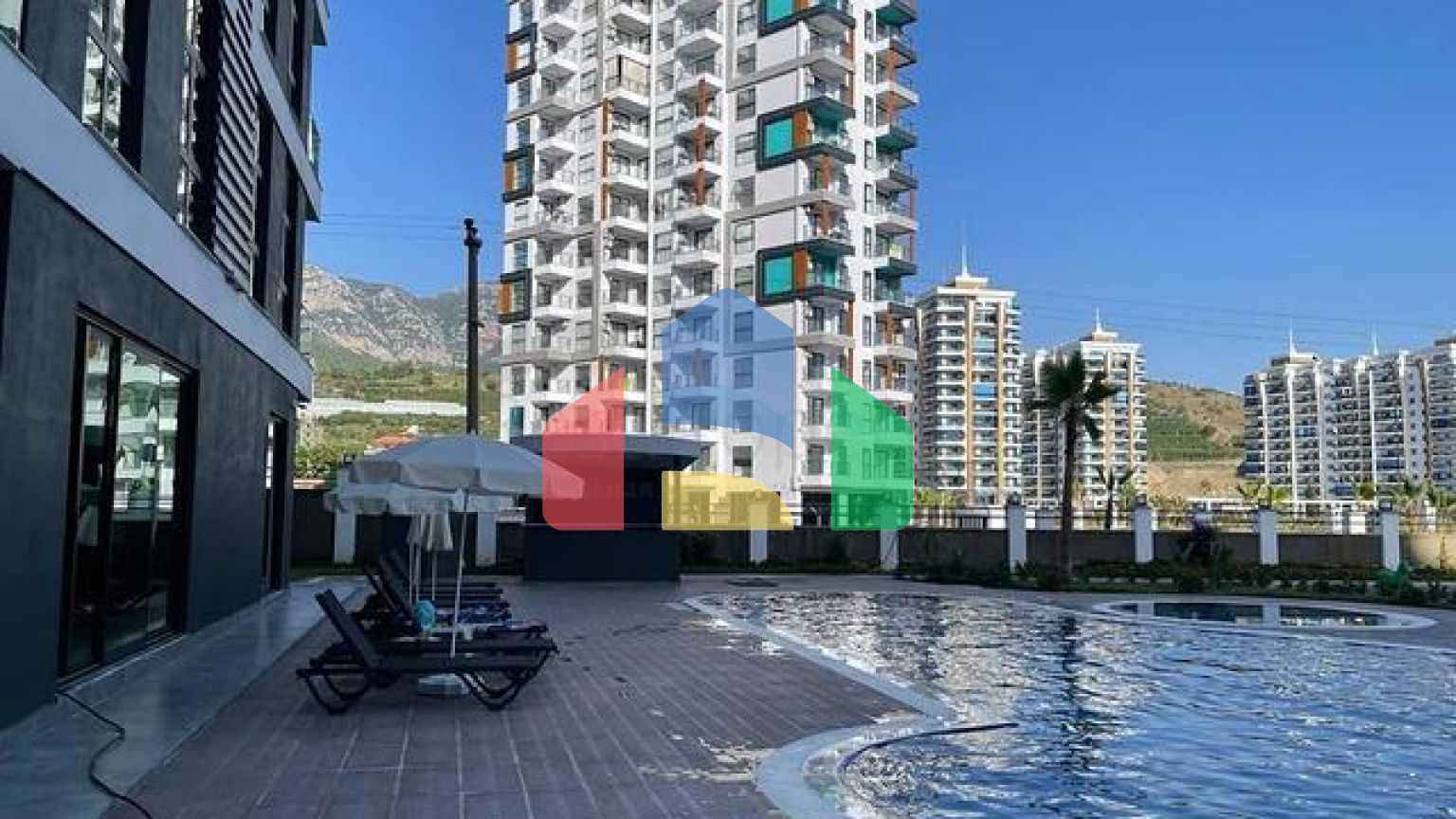 Двокімнатна квартира в районі Махмутлар