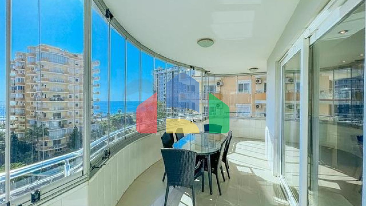 Апартаменты 2+1 с видом на море