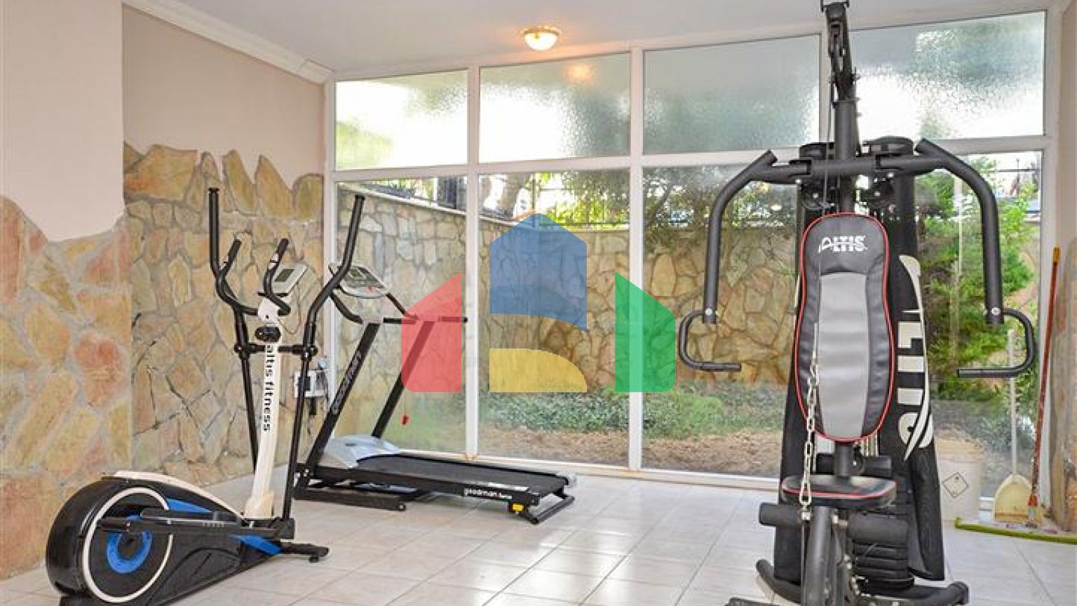 Апартаменты 4+1 в 50 метрах от Средиземного моря