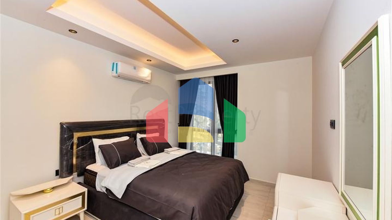 Квартира 1+1 в комплексі преміум класу на першій береговій лінії