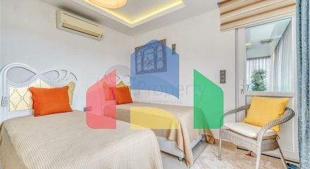 Просторий пентхаус 3 + 1 в Махмутларі