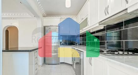 Затишна квартира 2 + 1 в районі Махмутлар
