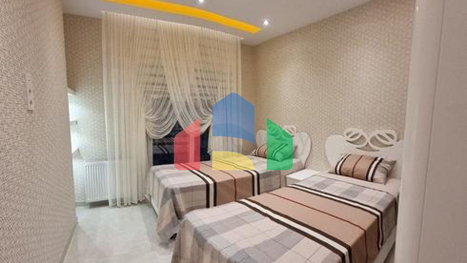 Просторная квартира 2+1 в новом комплексе района Махмутлар