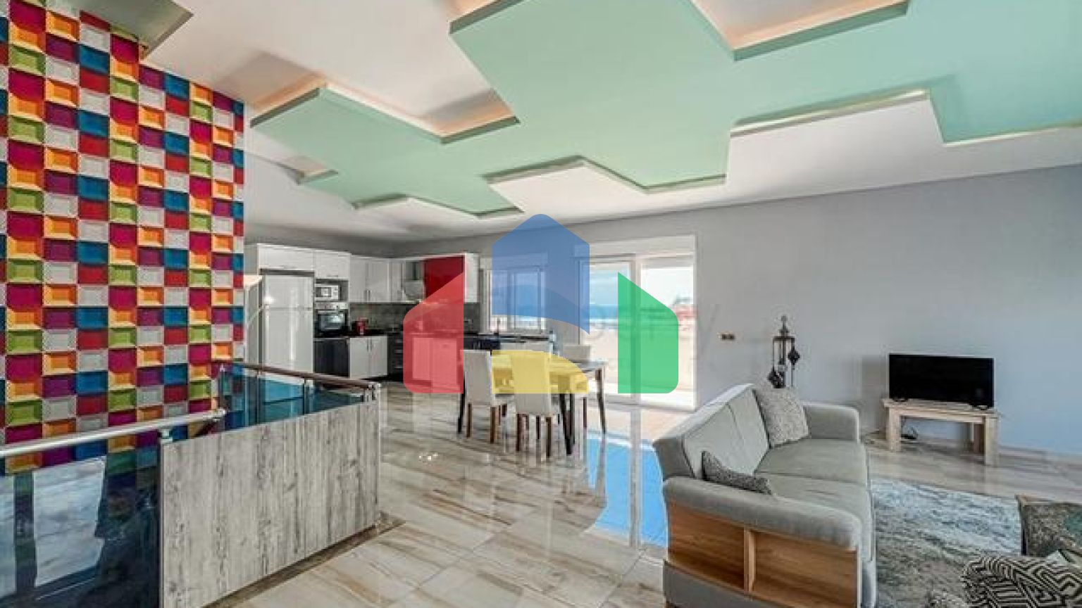 Пентхаус 3 + 1 з видом на море