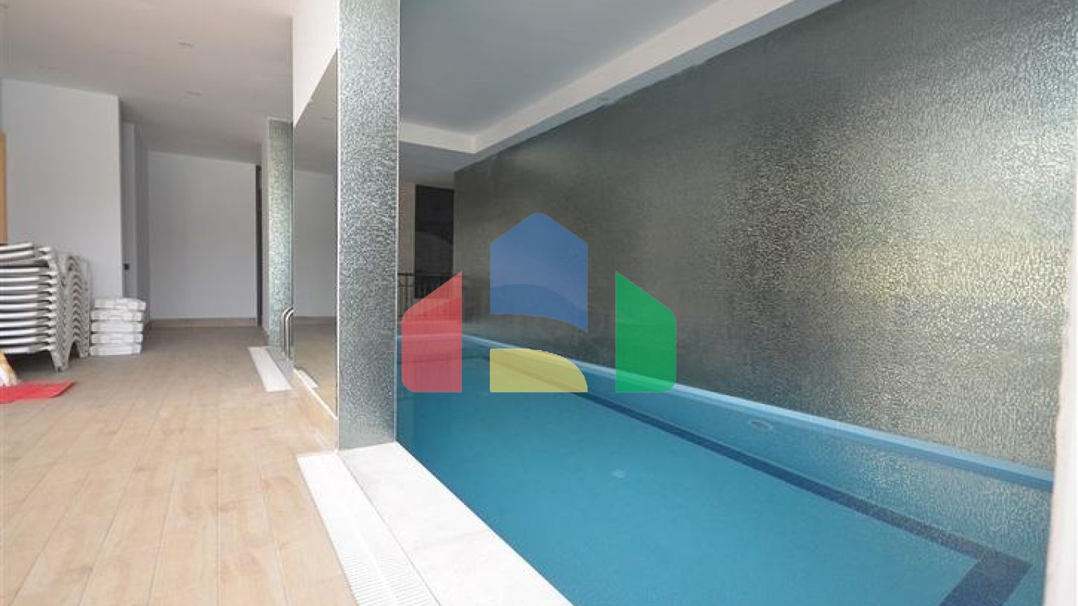 Квартира 2+1 с кладовой в районе Махмутлар