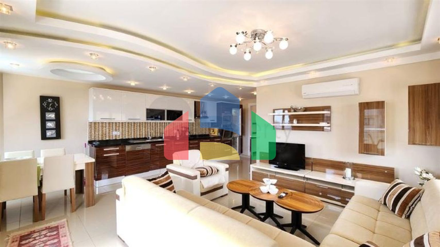 Просторная квартира 2+1 в 100м от моря