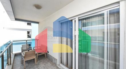 Beautiful apartment in a residence by the sea in the Mahmutlar area.