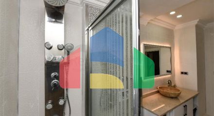 Beautiful apartment in a residence by the sea in the Mahmutlar area.